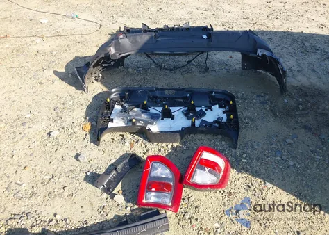 2025 Ford Bronco Sport Outer Banks z USA, uszkodzony, nr VIN 3FMCR9CN7SRE36289